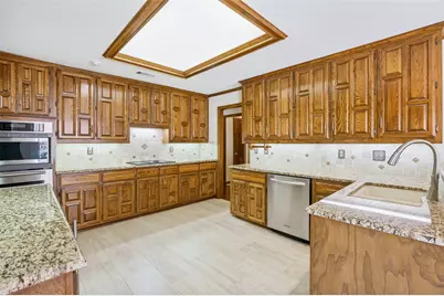 5707 Plumtree Drive, Dallas, TX 75252 - Photo 11