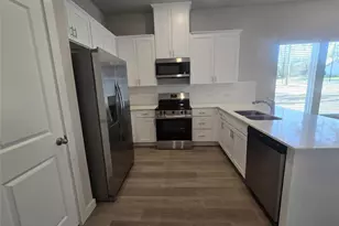 331 E Hull St, Denison, TX 75021 - Photo 5