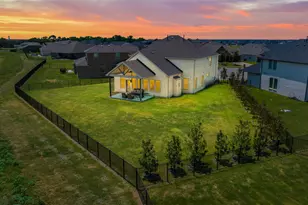 317 St Paul Ct, Heath, TX 75126 - Photo 5