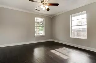 126 Neches, Dallas, TX 75208 - Photo 13