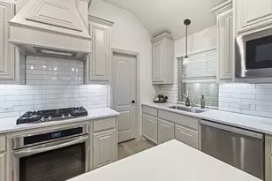 1248 Starlight Ave, Aubrey, TX 76227 - Photo 7