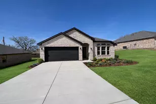 1537 Dresser St, Graham, TX 76450 - Photo 1