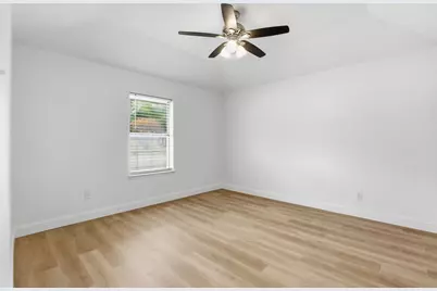 300 Hidden Valley Drive, Aledo, TX 76008 - Photo 17