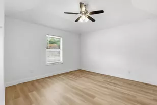 300 Hidden Valley Dr, Aledo, TX 76008 - Photo 17