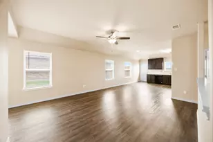 1508 Blue Jay, Ennis, TX 75119 - Photo 11