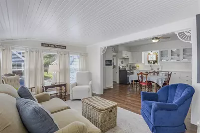 209 Williams Street, Waxahachie, TX 75165 - Photo 11