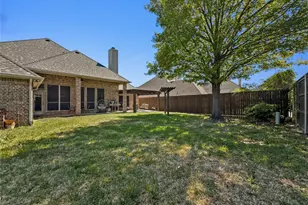 1305 Mallard Cir, Mansfield, TX 76063 - Photo 3