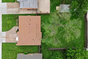 1112 Noble Ave, Carrollton, TX 75006 - Photo 25