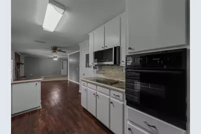 220 Cooper Drive, Hurst, TX 76053 - Photo 7