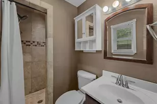 220 Cooper Dr, Hurst, TX 76053 - Photo 19