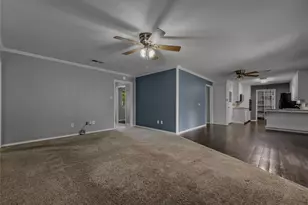 220 Cooper Dr, Hurst, TX 76053 - Photo 5