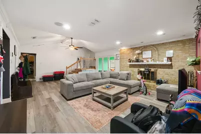 802 Crest Oak Court, Arlington, TX 76012 - Photo 7