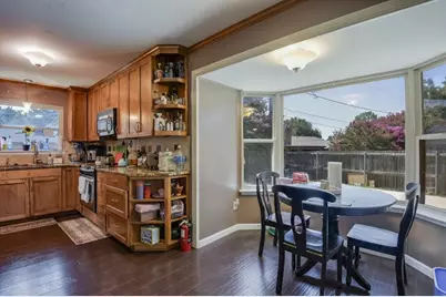 802 Crest Oak Court, Arlington, TX 76012 - Photo 11