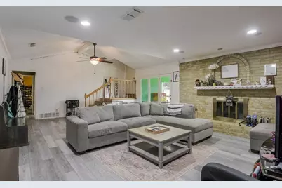802 Crest Oak Court, Arlington, TX 76012 - Photo 7