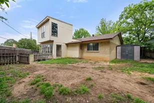 802 Crest Oak Ct, Arlington, TX 76012 - Photo 29