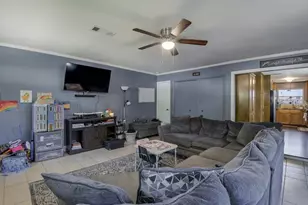 802 Crest Oak Ct, Arlington, TX 76012 - Photo 17