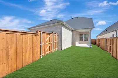 2021 Mack Avenue, Van Alstyne, TX 75495 - Photo 3