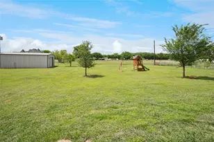 199 Newfield Ln, Springtown, TX 76082 - Photo 33