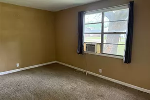 280 W 4th St, Crawford, TX 76638 - Photo 15