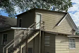 280 W 4th St, Crawford, TX 76638 - Photo 17