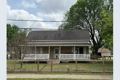 280 W 4th Street, Crawford, TX 76638 - Photo 1