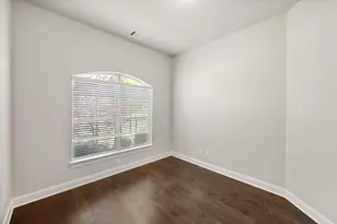 312 Equestrian Dr, Waxahachie, TX 75165 - Photo 13