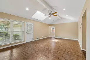 7718 Querida Ln, Dallas, TX 75248 - Photo 9