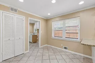 7718 Querida Ln, Dallas, TX 75248 - Photo 7