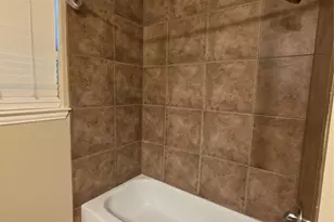 2716 Park Pl, Burleson, TX 76028 - Photo 9