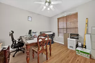 656 Links View Ct, Grand Prairie, TX 75052 - Photo 5