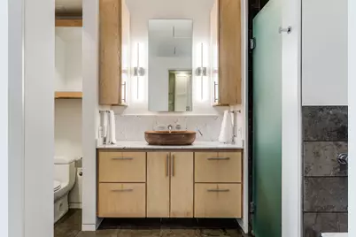 2430 Victory Park Lane #2206, Dallas, TX 75219 - Photo 19