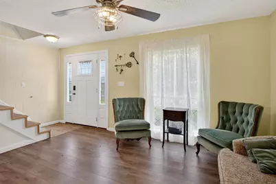 14843 Green Valley Drive, Balch Springs, TX 75180 - Photo 5