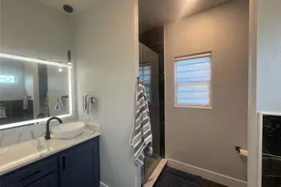 317 Lakeview Dr, Alvarado, TX 76009 - Photo 25