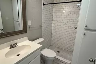 1210 Lindsey St, Denton, TX 76205 - Photo 15