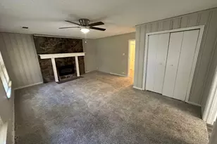 1210 Lindsey St, Denton, TX 76205 - Photo 5