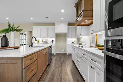 929 Northern Dancer Drive, Hewitt, TX 76643 - Photo 5