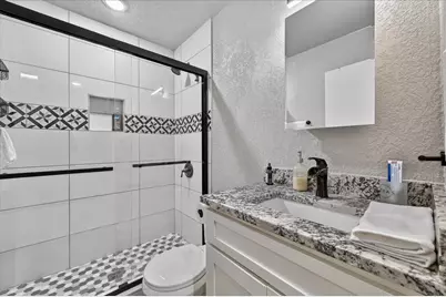 4221 Lisbon Street, Fort Worth, TX 76107 - Photo 15