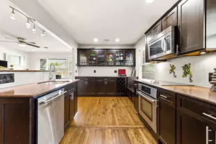 6524 Ravendale Ln, Dallas, TX 75214 - Photo 25