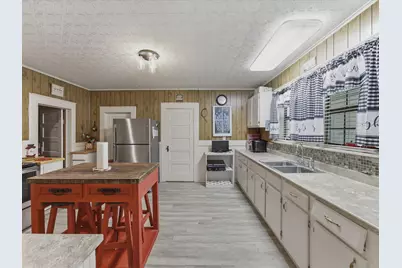 2414 E Ennis Avenue #A, Ennis, TX 75119 - Photo 11