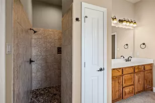 188 Owen Cir, Weatherford, TX 76087 - Photo 35