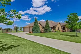 188 Owen Cir, Weatherford, TX 76087 - Photo 3