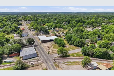 613 S Armstrong Avenue, Denison, TX 75020 - Photo 25