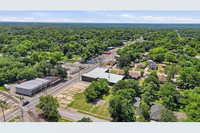 613 S Armstrong Avenue, Denison, TX 75020 - Photo 29