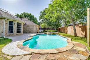 704 Red Oak, Crowley, TX 76036 - Photo 37