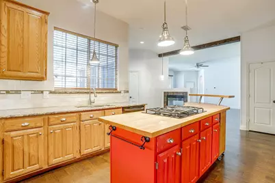 704 Red Oak, Crowley, TX 76036 - Photo 15