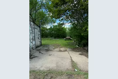 2671 Moffatt Avenue, Dallas, TX 75216 - Photo 11