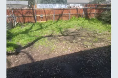 2671 Moffatt Avenue, Dallas, TX 75216 - Photo 9