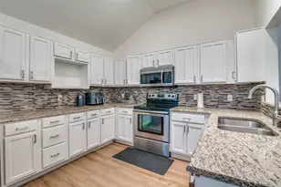 1701 Lakestone Ct, Garland, TX 75044 - Photo 9