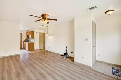 721 Comanche Cove Drive, Granbury, TX 76048 - Photo 11