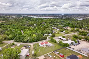 721 Comanche Cove Dr, Granbury, TX 76048 - Photo 35